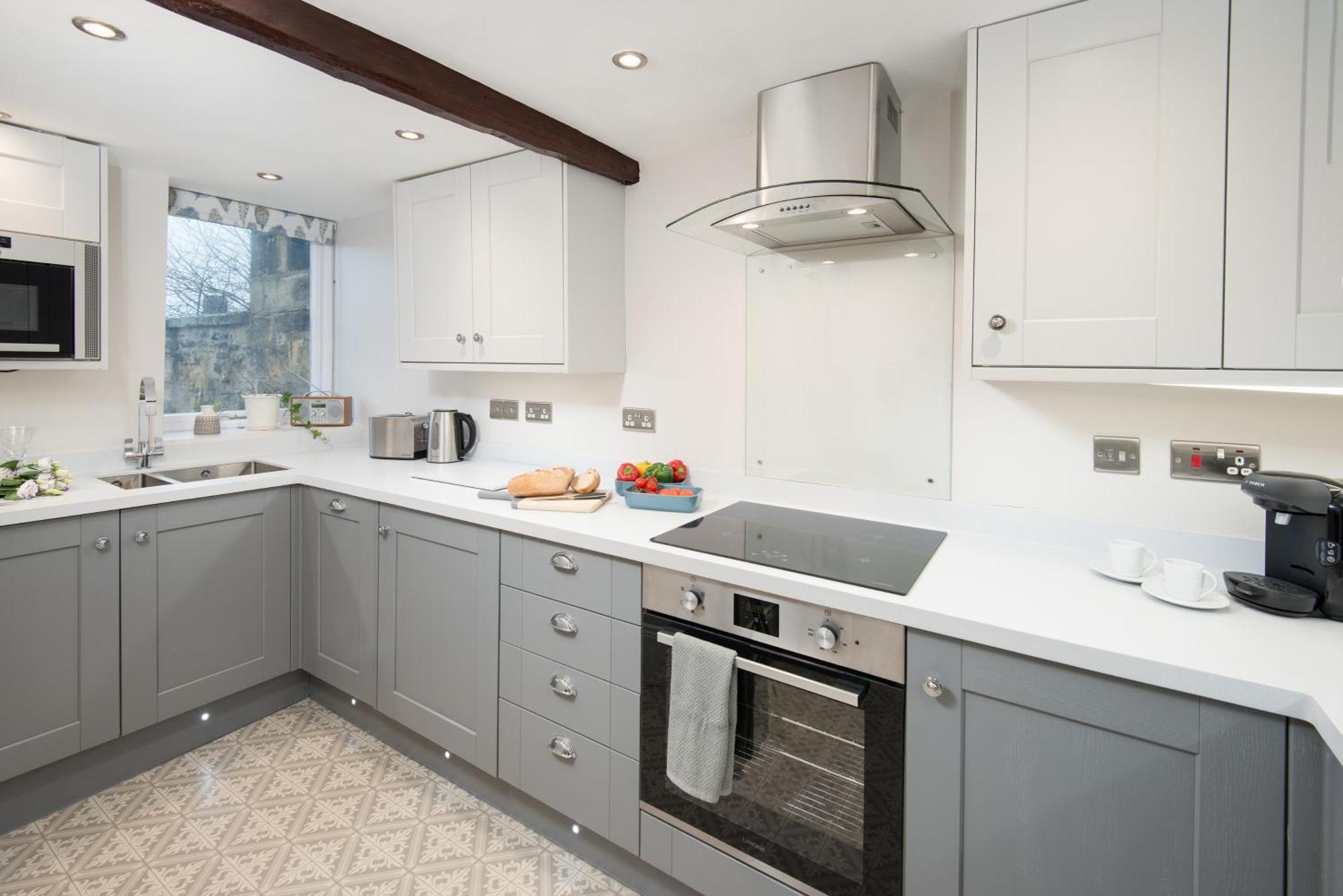 Castle Retreat - Luxury Apartment Opposite Alnwick Castle Exterior photo